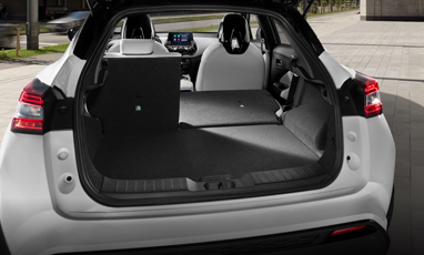 nissan-juke-spatiu-interior-cere-oferta-dealer-nissan-auto-cobalcescu