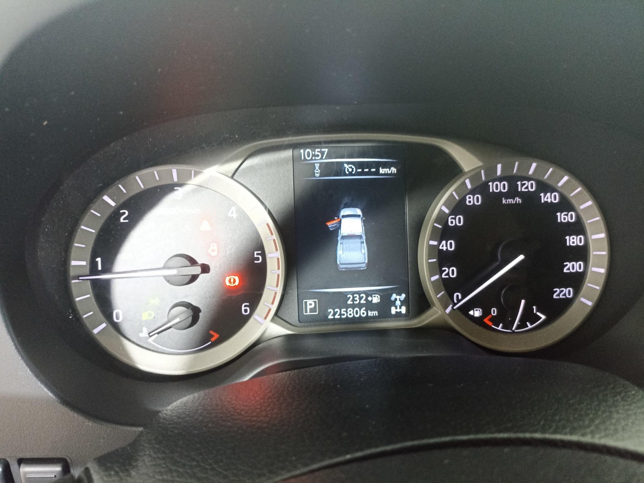 NISSAN NAVARA 2.3 DCI 190 CP 4x4