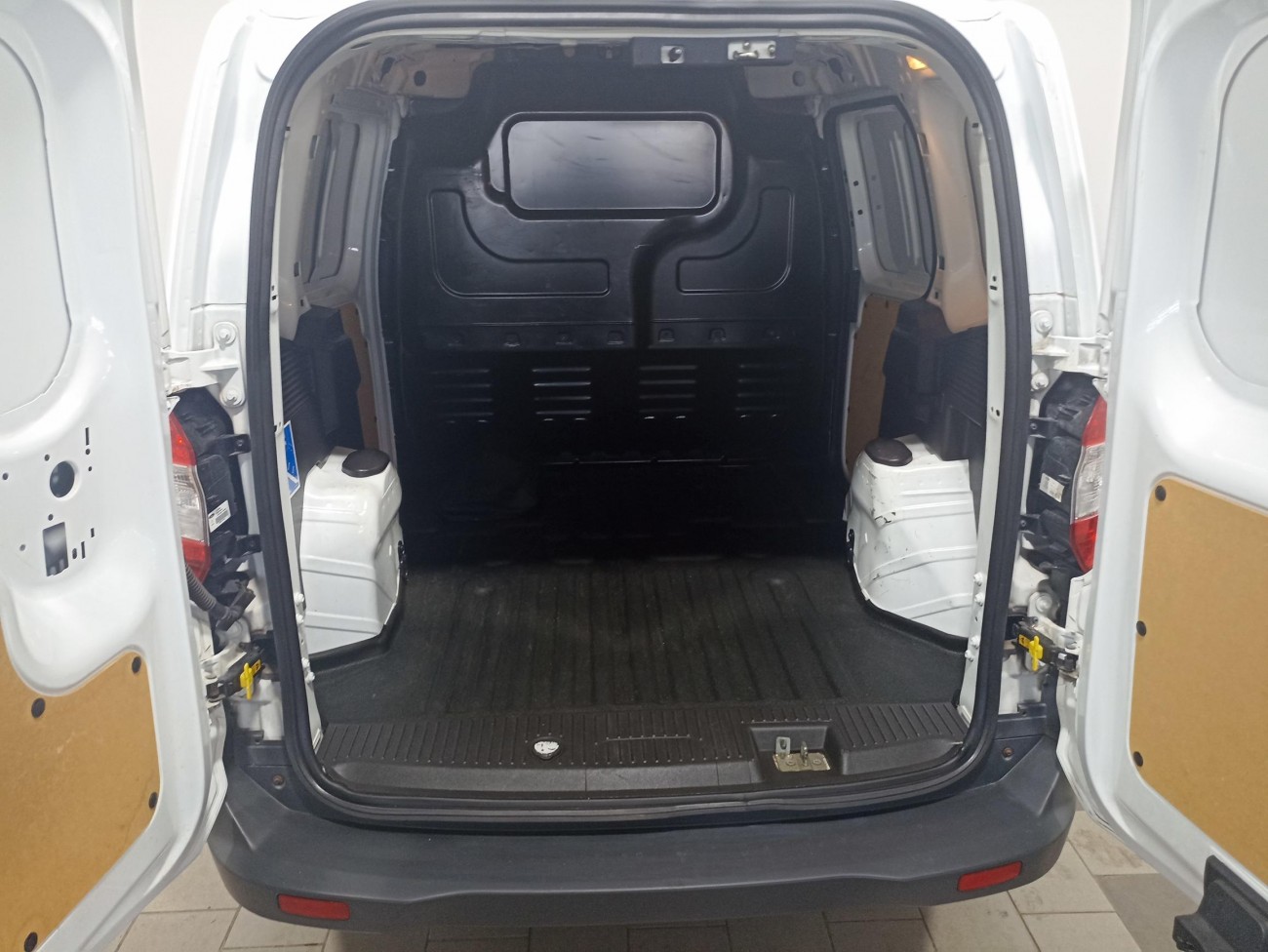 Ford Transit Courier 1.5 TDCi 75 CP Trend