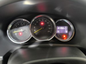 Dacia Sandero 1.5 DCI 90 CP, cutie automata
