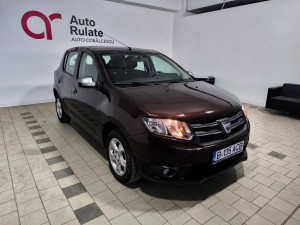 Dacia Sandero 1.5 DCI 90 CP, cutie automata
