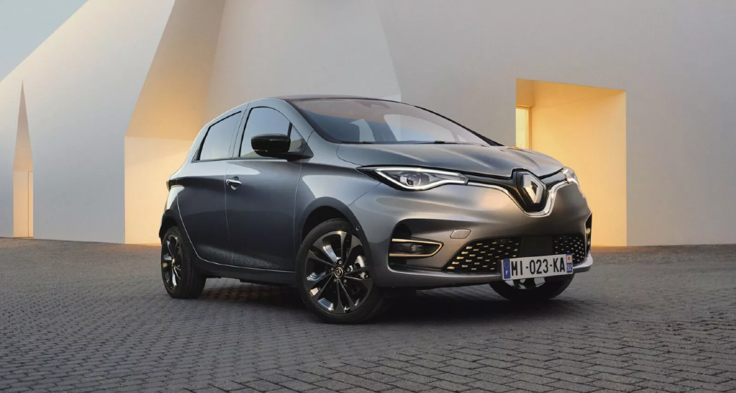 Zoe E-Tech electric 