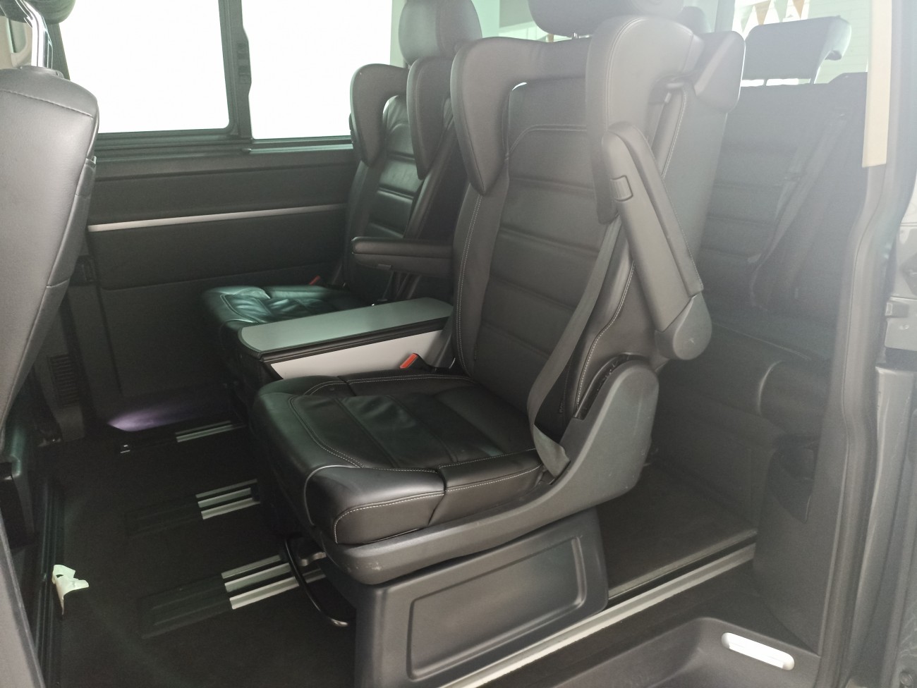 VW T6 Transporter Bulli 2,0 TDI DSG 204 CP - 7 locuri