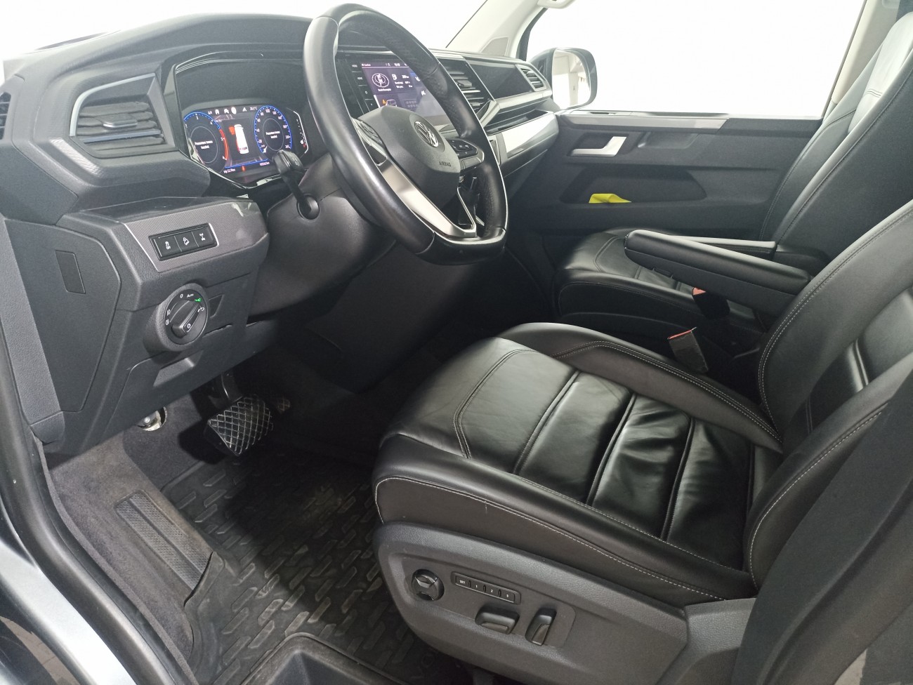 VW T6 Transporter Bulli 2,0 TDI DSG 204 CP - 7 locuri