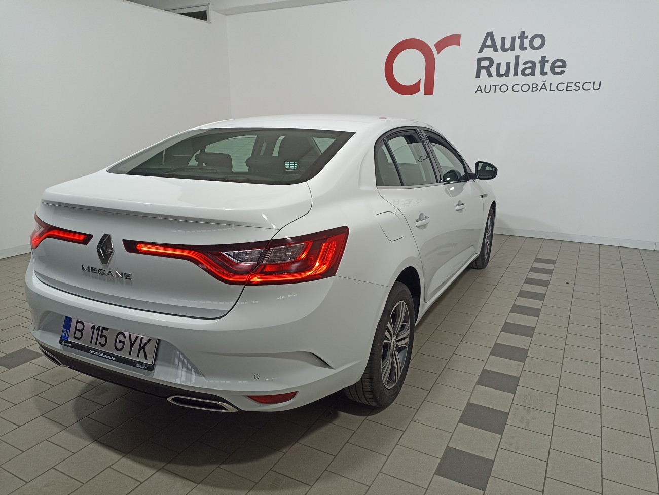 Renault Megane 1.3 TCE 140 CP Sedan Zen