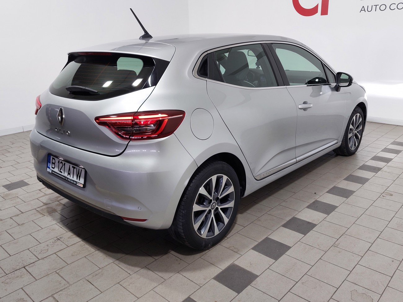 Renault Clio 1.5 DCI 85 CP