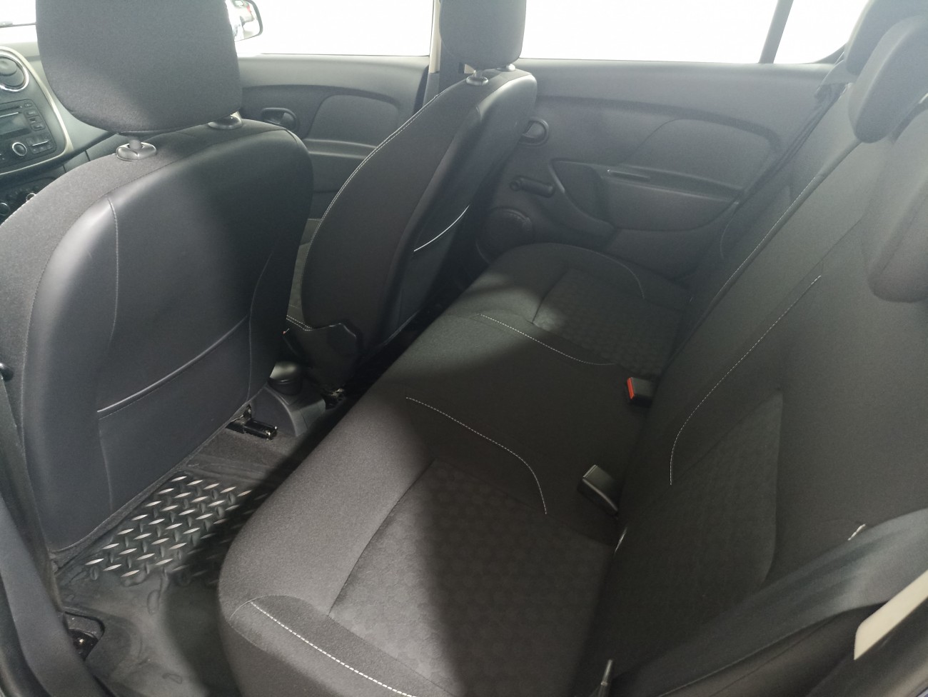 Dacia Sandero1.2i 75 CP
