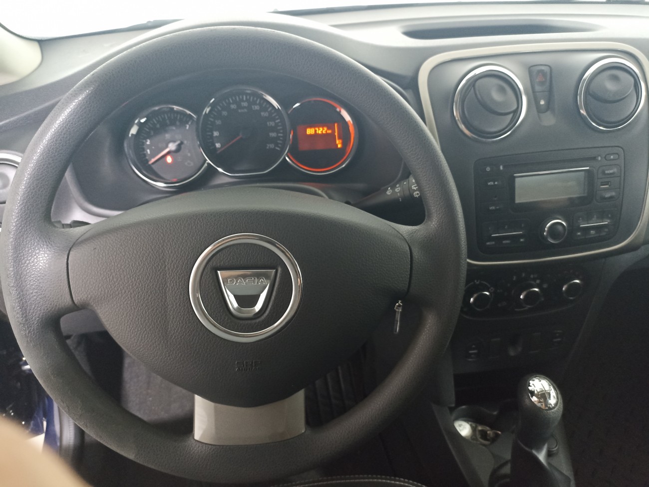 Dacia Sandero1.2i 75 CP