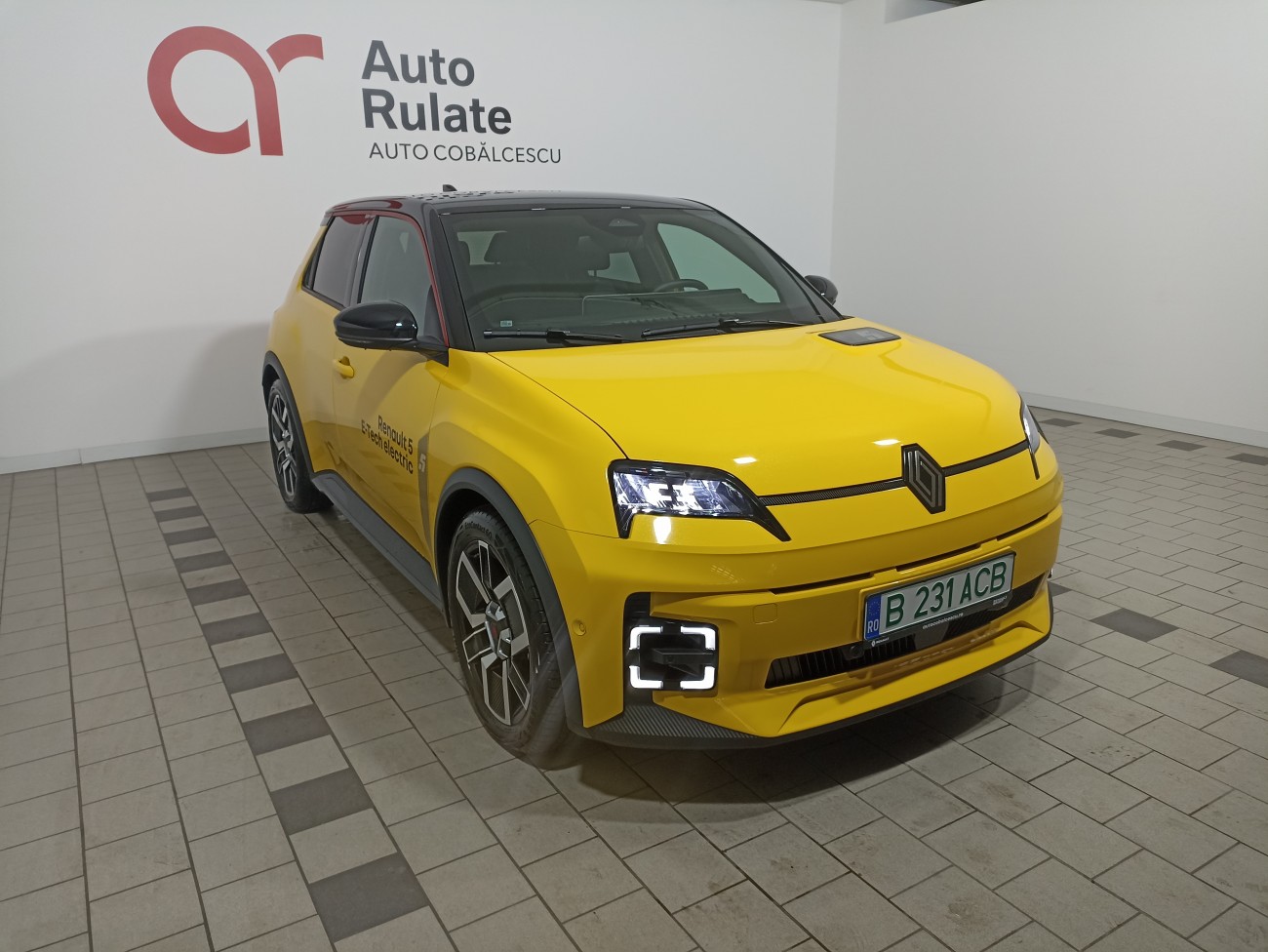 Renault 5 E-Tech 100% electric techno comfort range 150cp Renault 5 E-Tech 100% electric techno comfort range 150cp