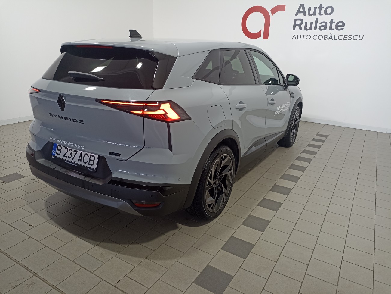 RENAULT SYMBIOZ esprit Alpine E-Tech full hybrid 145 RENAULT SYMBIOZ esprit Alpine E-Tech full hybrid 145