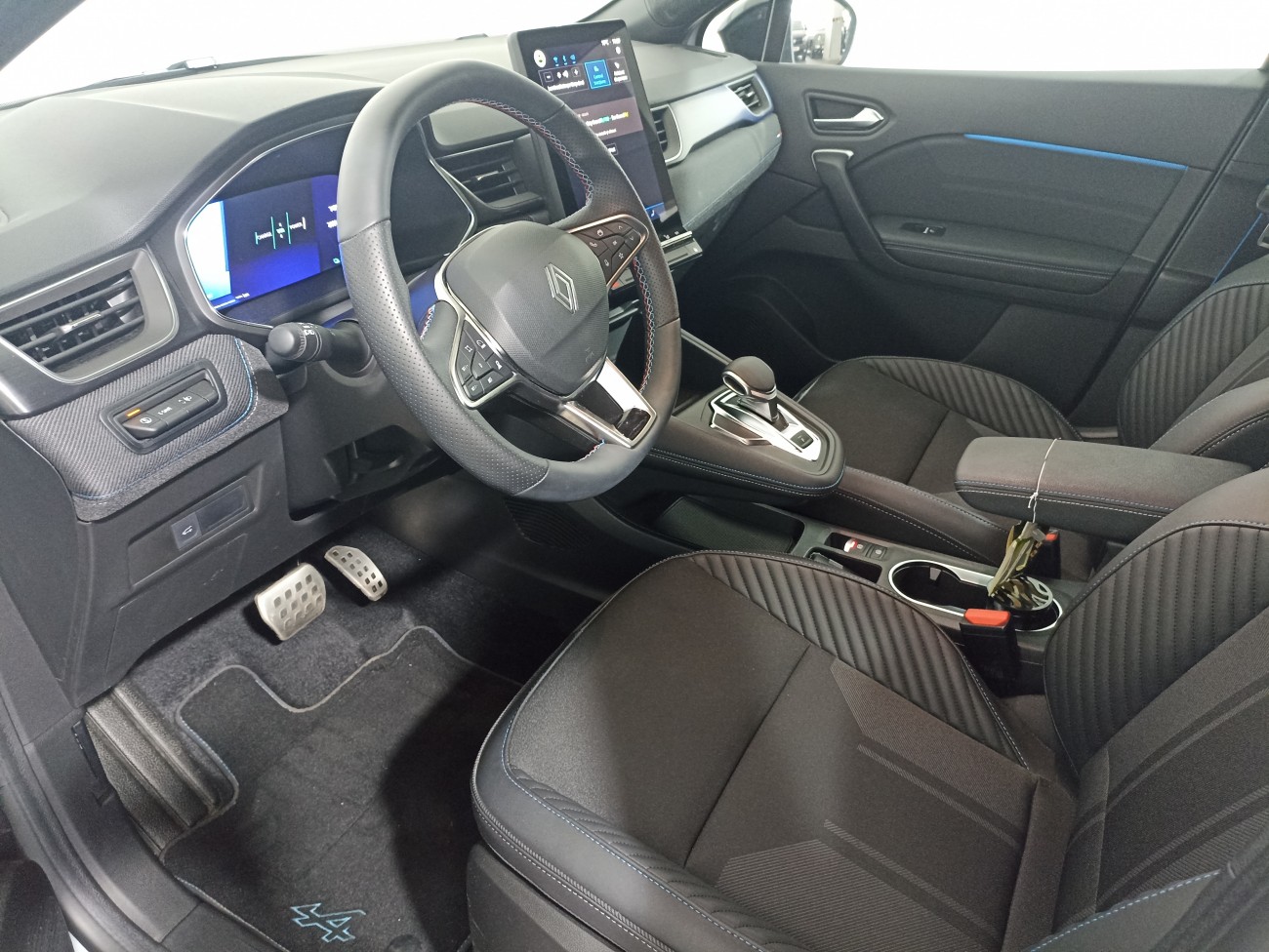 RENAULT SYMBIOZ esprit Alpine E-Tech full hybrid 145 RENAULT SYMBIOZ esprit Alpine E-Tech full hybrid 145