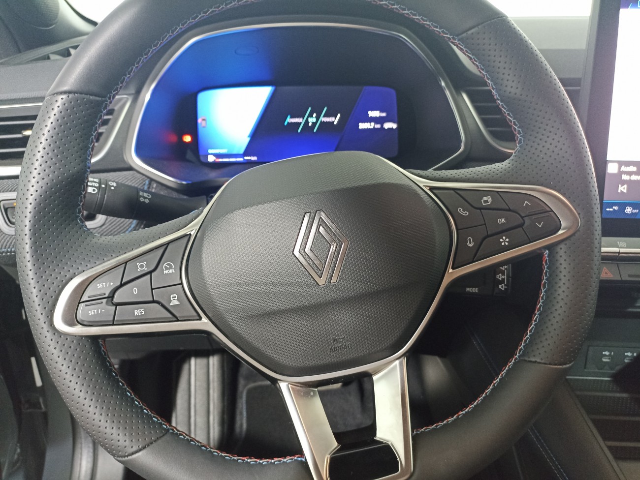 RENAULT SYMBIOZ esprit Alpine E-Tech full hybrid 145 RENAULT SYMBIOZ esprit Alpine E-Tech full hybrid 145