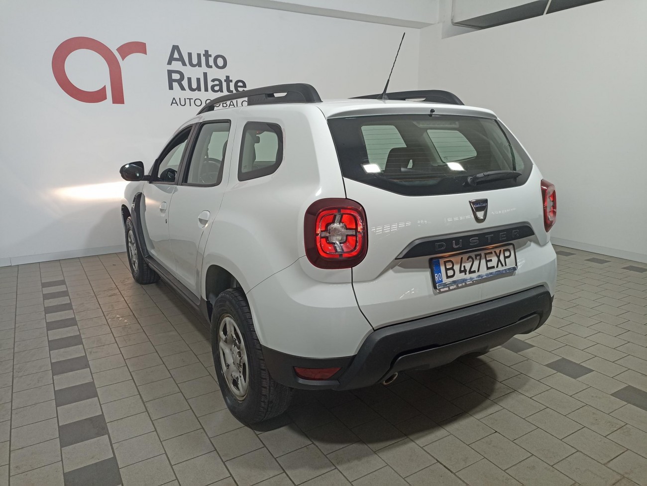 Dacia Duster 1.5 DCI 115 CP 4x4 Laureate Dacia Duster 1.5 DCI 115 CP 4x4 Laureate