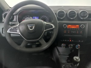 Dacia Duster 1.5 DCI 115 CP 4x4 Laureate Dacia Duster 1.5 DCI 115 CP 4x4 Laureate