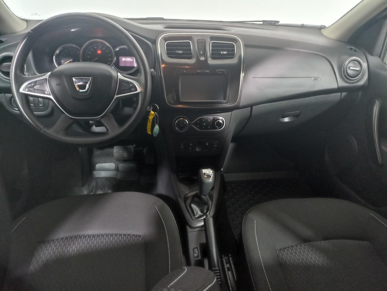 Dacia Logan 1.5 DCI 90 CP, cutie automata