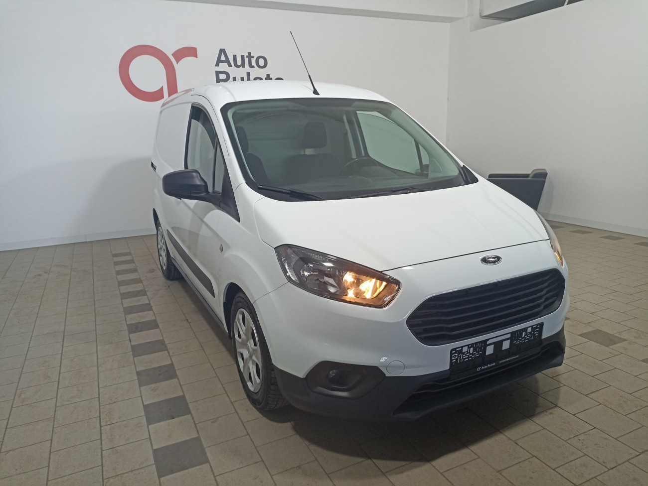 Ford Transit Courier 1.5 TDCi 75 CP Trend