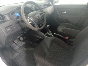 Dacia Duster 1.5 DCI 115 CP, Blue DCI Confort Dacia Duster 1.5 DCI 115 CP, Blue DCI Confort