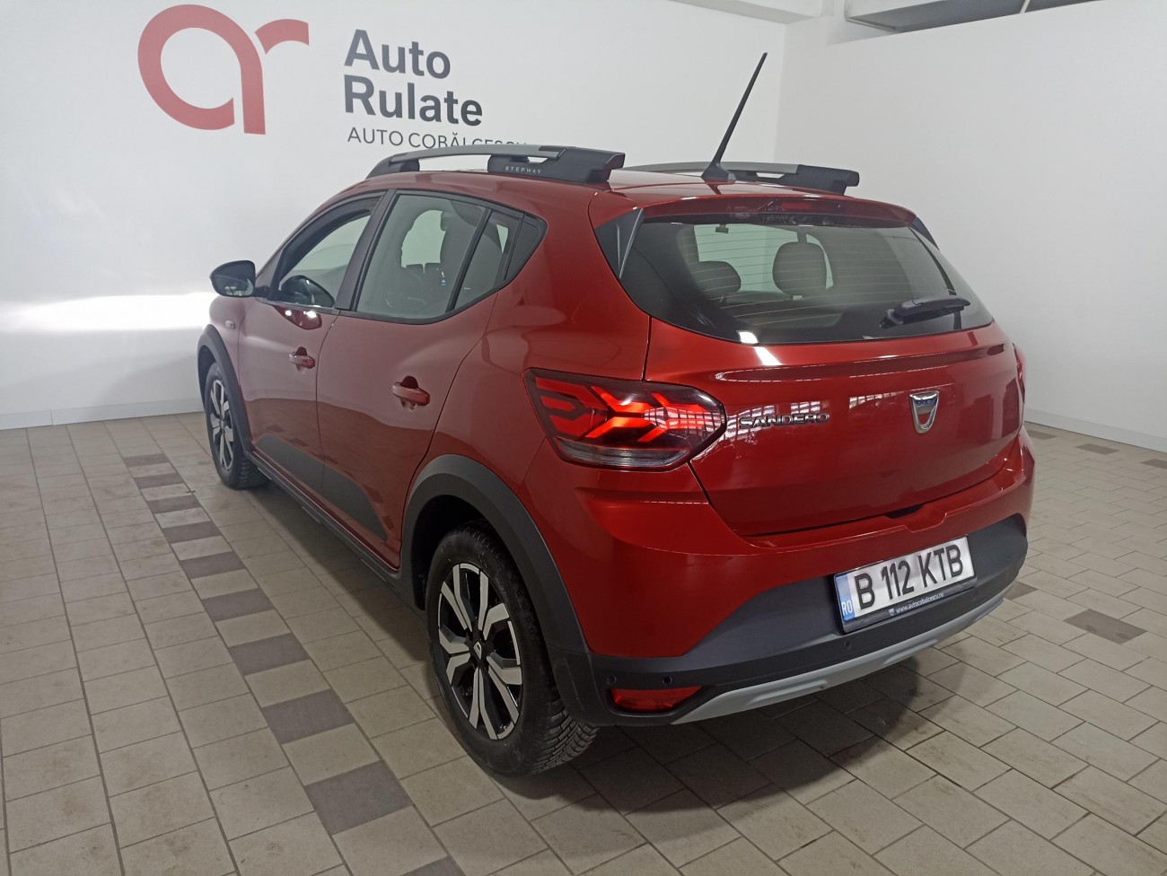 Dacia Sandero Stepway 1.0 TCE 90 CP Dacia Sandero Stepway 1.0 TCE 90 CP