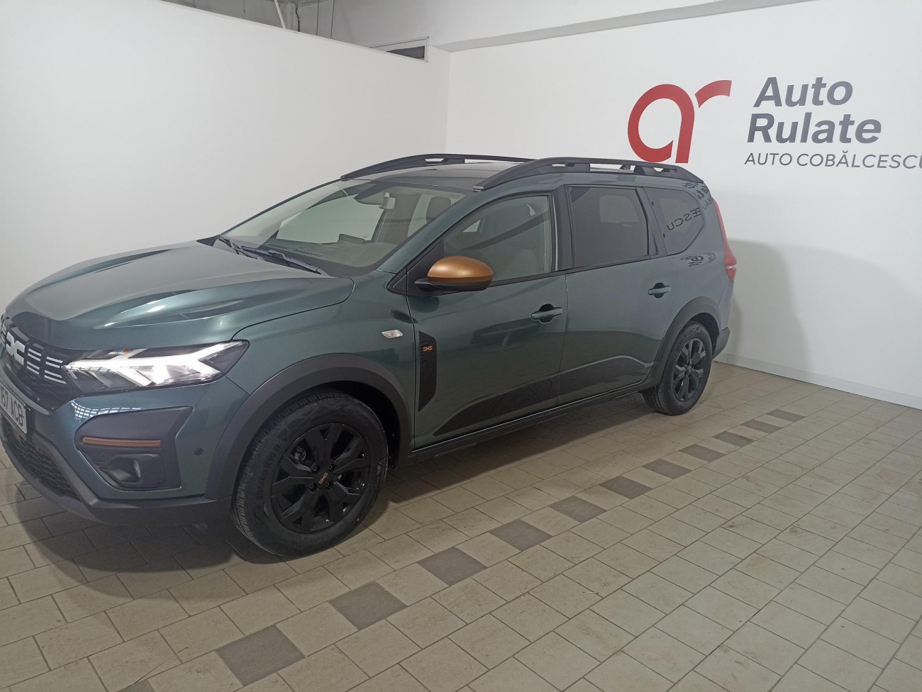 Dacia Jogger Extreme Hybrid 140 CP, 7 locuri