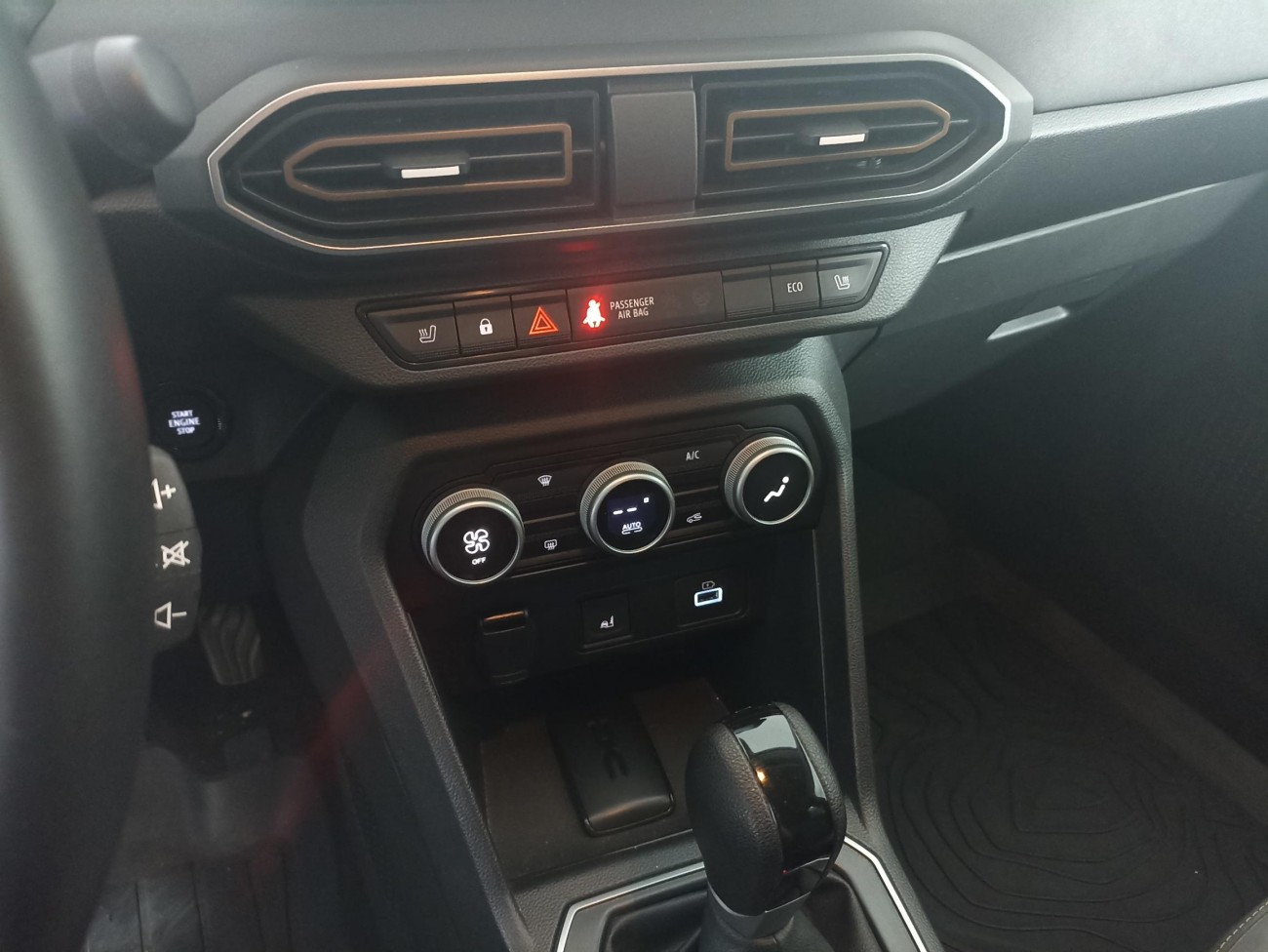 Dacia Jogger Extreme Hybrid 140 CP, 7 locuri