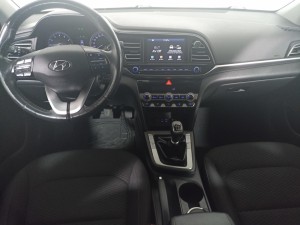 Hyundai Elantra 1.6 127 CP