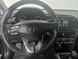 Hyundai Elantra 1.6 127 CP