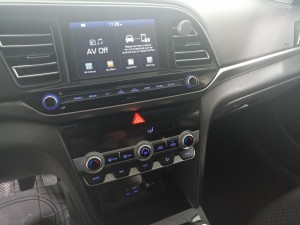 Hyundai Elantra 1.6 127 CP