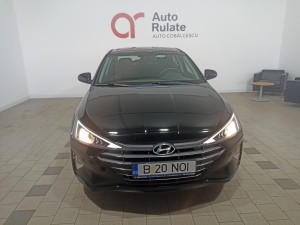 Hyundai Elantra 1.6 127 CP