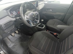 Dacia Jogger 1.0 TCE 110 CP, 5 locuri, Extreme Dacia Jogger 1.0 TCE 110 CP, 5 locuri, Extreme