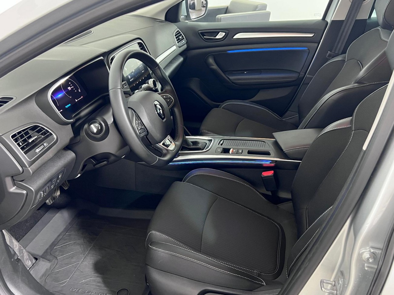 RENAULT Megane Sedan techno TCe 140 GPF EDC