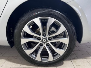 RENAULT Megane Sedan techno TCe 140 GPF EDC