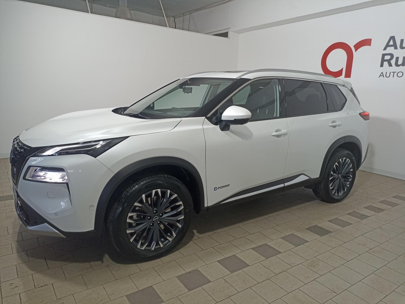 Nissan X-Trail 1.5 ePower 4WD Tekna+P2, 211 CP Nissan X-Trail 1.5 ePower 4WD Tekna+P2, 211 CP