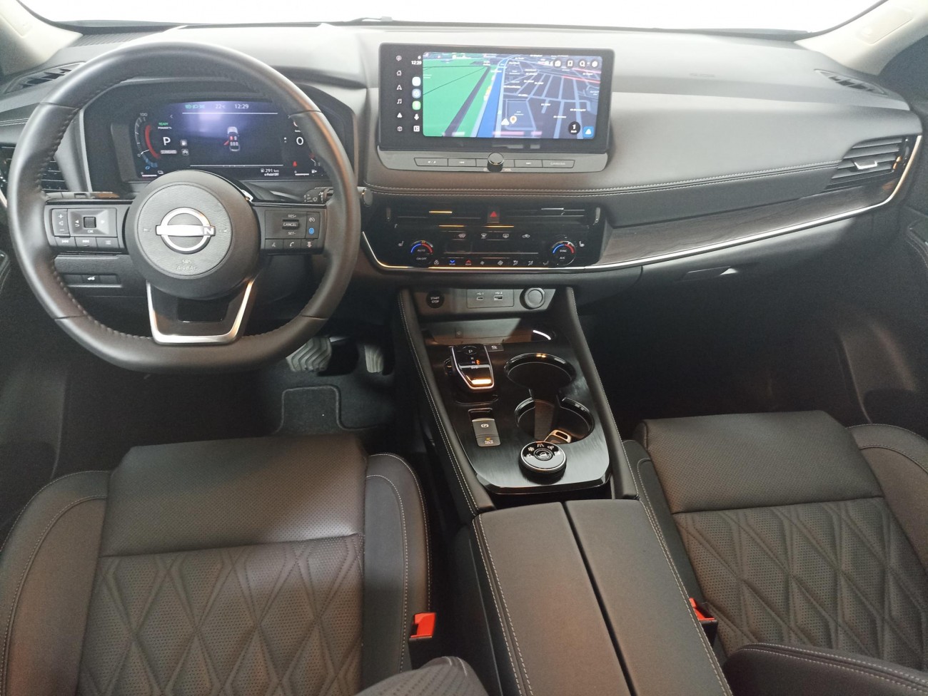 Nissan X-Trail 1.5 ePower 4WD Tekna+P2, 211 CP Nissan X-Trail 1.5 ePower 4WD Tekna+P2, 211 CP