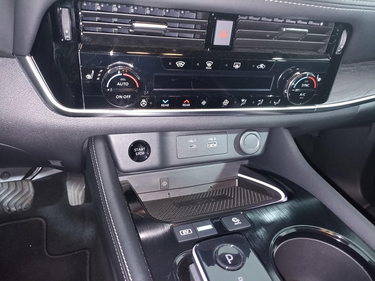 Nissan X-Trail 1.5 ePower 4WD Tekna+P2, 211 CP Nissan X-Trail 1.5 ePower 4WD Tekna+P2, 211 CP