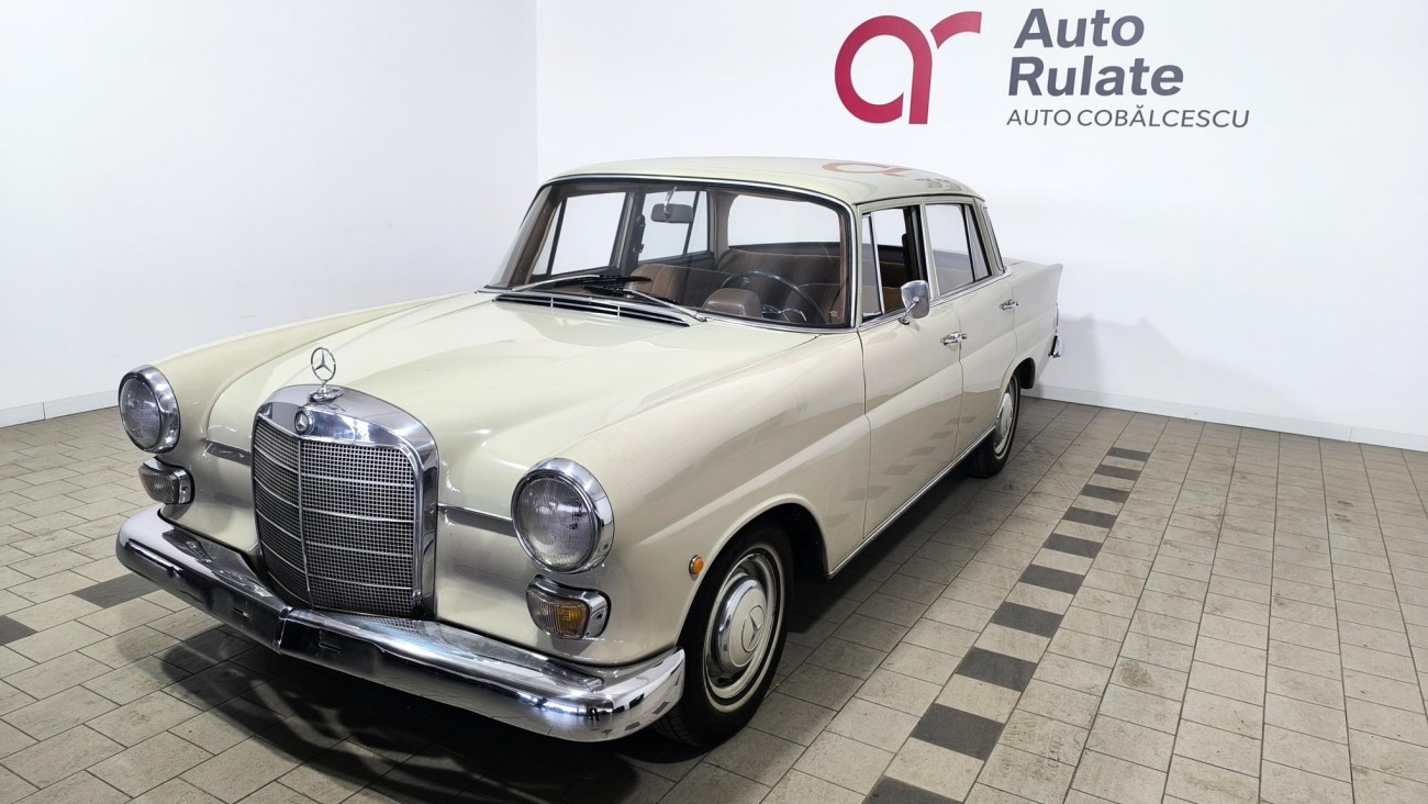 Mercedes-Benz 200 W110 Heckflosse – An fabricatie 1966 – 2.0 Benzină – 105 CP – Oldtimer Mercedes-Benz 200 W110 Heckflosse – An fabricatie 1966 – 2.0 Benzină – 105 CP – Oldtimer