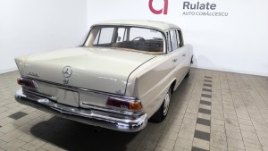 Mercedes-Benz 200 W110 Heckflosse – An fabricatie 1966 – 2.0 Benzină – 105 CP – Oldtimer Mercedes-Benz 200 W110 Heckflosse – An fabricatie 1966 – 2.0 Benzină – 105 CP – Oldtimer