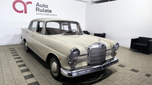 Mercedes-Benz 200 W110 Heckflosse – An fabricatie 1966 – 2.0 Benzină – 105 CP – Oldtimer Mercedes-Benz 200 W110 Heckflosse – An fabricatie 1966 – 2.0 Benzină – 105 CP – Oldtimer