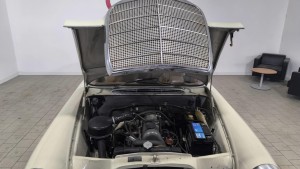 Mercedes-Benz 200 W110 Heckflosse – An fabricatie 1966 – 2.0 Benzină – 105 CP – Oldtimer Mercedes-Benz 200 W110 Heckflosse – An fabricatie 1966 – 2.0 Benzină – 105 CP – Oldtimer