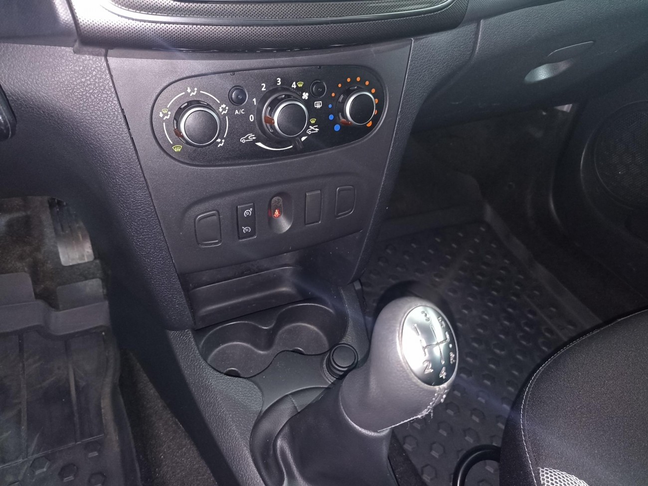Dacia Sandero Stepway  0.9 TCE 90 CP