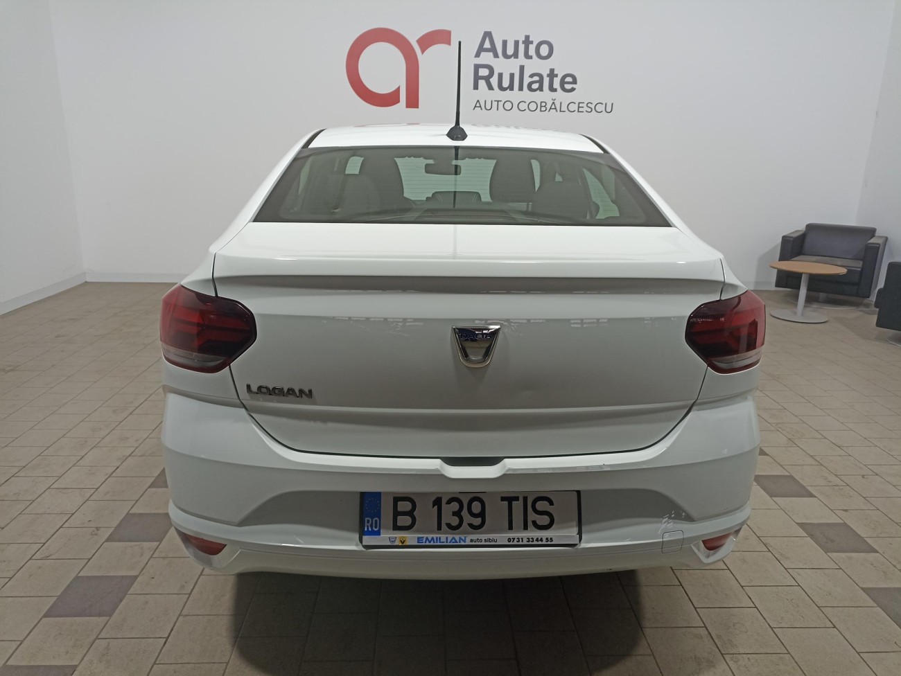 Dacia Logan 1.0 TCE 90 CP. Confort Dacia Logan 1.0 TCE 90 CP. Confort