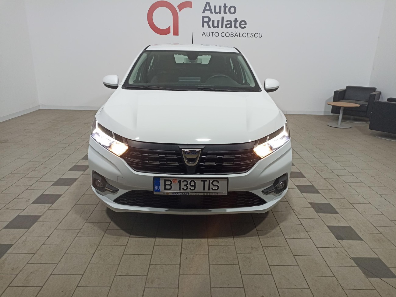 Dacia Logan 1.0 TCE 90 CP. Confort Dacia Logan 1.0 TCE 90 CP. Confort