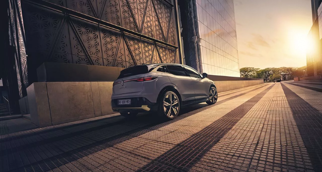 Megane E-TECH